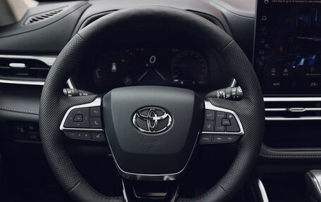 Toyota Highlander, 2026 год, 5 300 000 рублей, 17 фотография