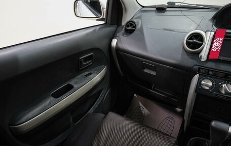 Toyota Ist II, 2002 год, 449 000 рублей, 16 фотография