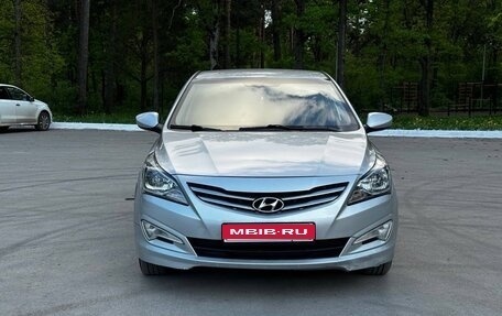 Hyundai Solaris II рестайлинг, 2014 год, 735 000 рублей, 1 фотография