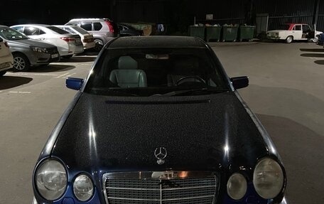 Mercedes-Benz E-Класс, 1997 год, 190 000 рублей, 1 фотография
