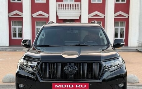 Toyota Land Cruiser Prado 150 рестайлинг 2, 2012 год, 2 800 000 рублей, 2 фотография