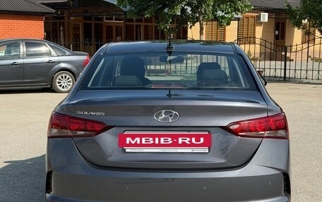 Hyundai Solaris II рестайлинг, 2021 год, 1 850 000 рублей, 4 фотография