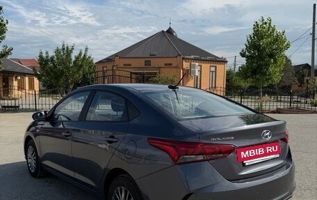 Hyundai Solaris II рестайлинг, 2021 год, 1 850 000 рублей, 5 фотография