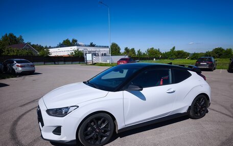 Hyundai Veloster II, 2019 год, 2 300 000 рублей, 2 фотография