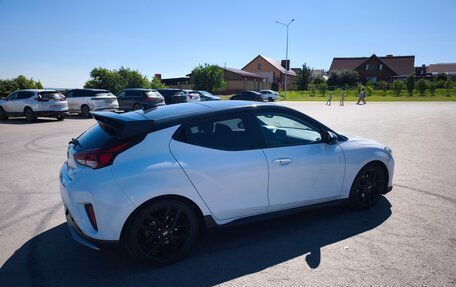 Hyundai Veloster II, 2019 год, 2 300 000 рублей, 4 фотография
