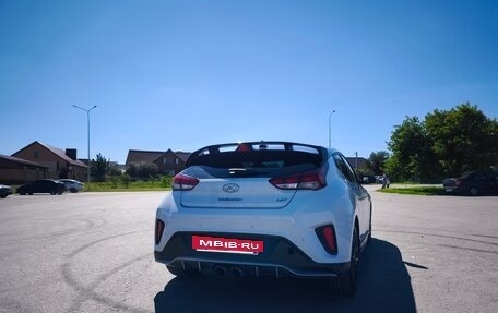 Hyundai Veloster II, 2019 год, 2 300 000 рублей, 3 фотография