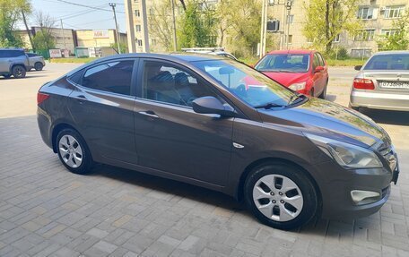 Hyundai Solaris II рестайлинг, 2014 год, 950 000 рублей, 5 фотография
