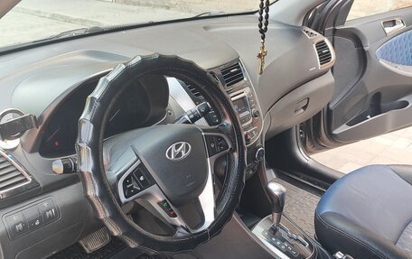 Hyundai Solaris II рестайлинг, 2014 год, 950 000 рублей, 12 фотография
