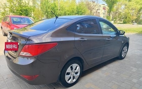 Hyundai Solaris II рестайлинг, 2014 год, 950 000 рублей, 4 фотография