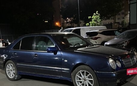 Mercedes-Benz E-Класс, 1997 год, 190 000 рублей, 3 фотография