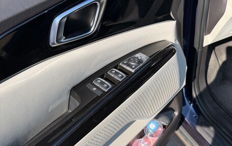 KIA Carnival, 2021 год, 3 600 000 рублей, 18 фотография
