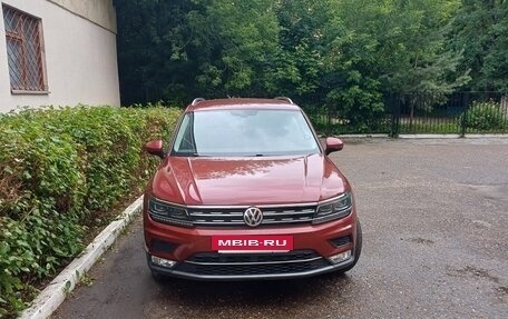Volkswagen Tiguan II, 2017 год, 2 950 000 рублей, 2 фотография