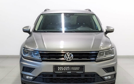 Volkswagen Tiguan II, 2020 год, 2 575 000 рублей, 2 фотография