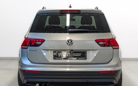 Volkswagen Tiguan II, 2020 год, 2 575 000 рублей, 6 фотография
