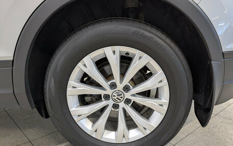 Volkswagen Tiguan II, 2020 год, 2 575 000 рублей, 12 фотография