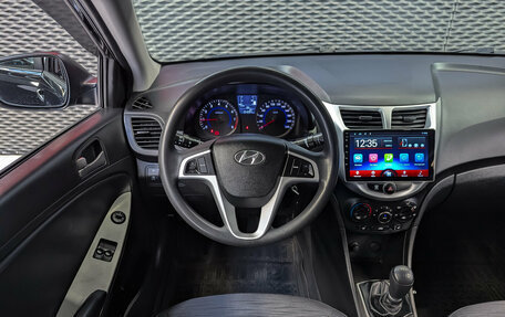 Hyundai Solaris II рестайлинг, 2015 год, 1 000 000 рублей, 13 фотография