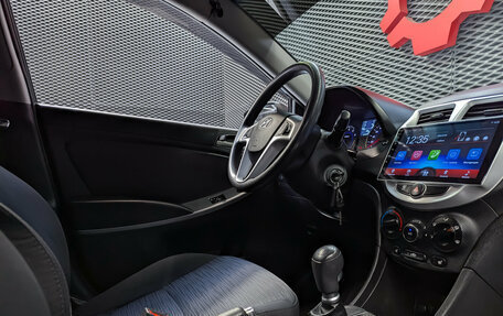 Hyundai Solaris II рестайлинг, 2015 год, 1 000 000 рублей, 23 фотография