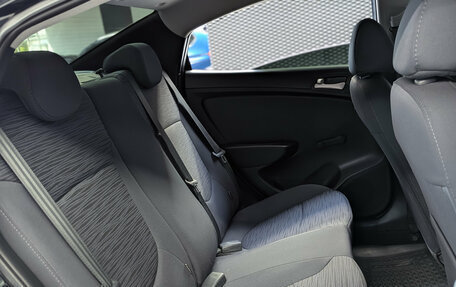 Hyundai Solaris II рестайлинг, 2015 год, 1 000 000 рублей, 27 фотография