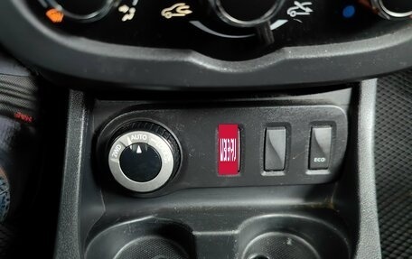 Renault Duster I рестайлинг, 2015 год, 720 000 рублей, 17 фотография