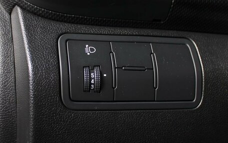 Hyundai Solaris II рестайлинг, 2015 год, 1 040 000 рублей, 13 фотография