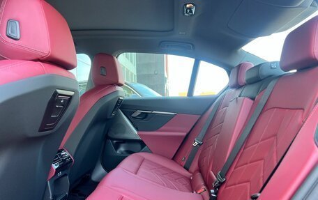 BMW 5 серия, 2024 год, 6 490 000 рублей, 14 фотография