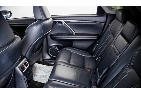 Lexus RX IV рестайлинг, 2017 год, 3 849 000 рублей, 10 фотография