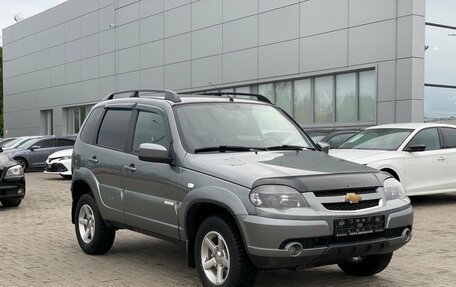 Chevrolet Niva I рестайлинг, 2016 год, 700 000 рублей, 3 фотография