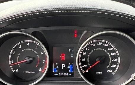 Mitsubishi Outlander III рестайлинг 3, 2010 год, 680 000 рублей, 9 фотография