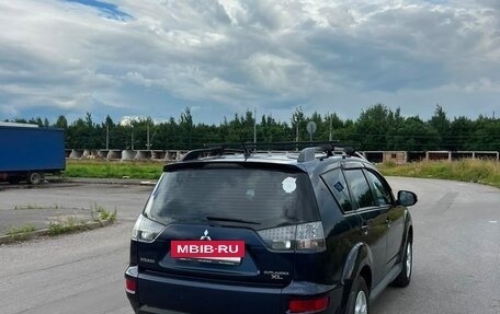 Mitsubishi Outlander III рестайлинг 3, 2010 год, 680 000 рублей, 3 фотография