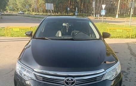 Toyota Camry, 2016 год, 2 100 000 рублей, 2 фотография