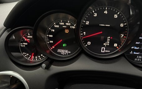Porsche Cayenne III, 2010 год, 2 350 000 рублей, 15 фотография