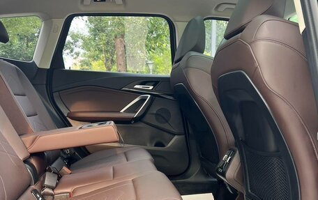 BMW X1, 2023 год, 2 390 000 рублей, 13 фотография