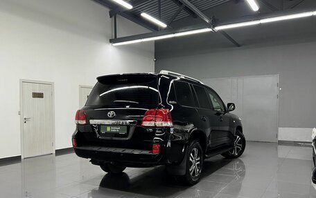 Toyota Land Cruiser 200, 2011 год, 3 145 000 рублей, 2 фотография