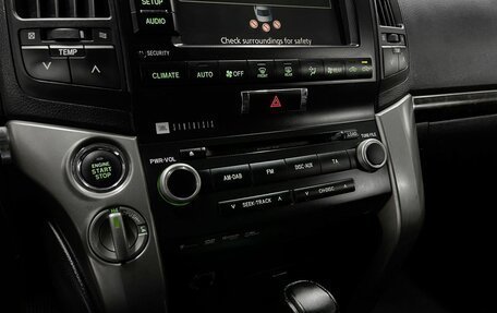Toyota Land Cruiser 200, 2011 год, 3 145 000 рублей, 17 фотография