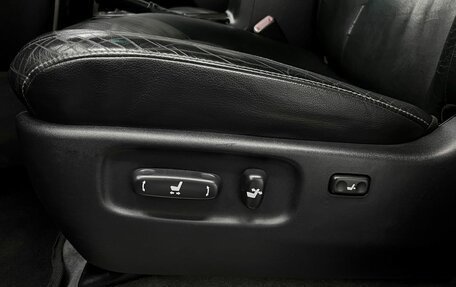 Toyota Land Cruiser 200, 2011 год, 3 145 000 рублей, 22 фотография