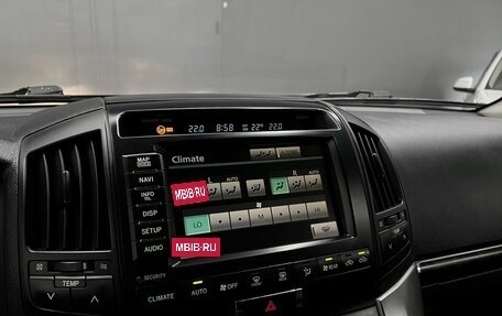 Toyota Land Cruiser 200, 2011 год, 3 145 000 рублей, 15 фотография