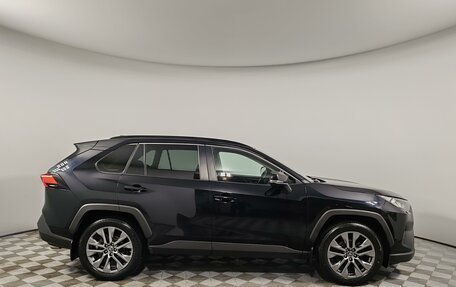 Toyota RAV4, 2021 год, 3 555 000 рублей, 4 фотография