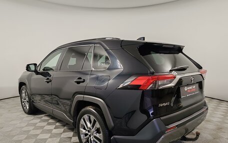 Toyota RAV4, 2021 год, 3 555 000 рублей, 7 фотография
