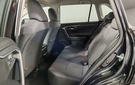 Toyota RAV4, 2021 год, 3 555 000 рублей, 12 фотография