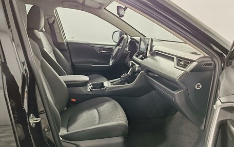 Toyota RAV4, 2021 год, 3 555 000 рублей, 20 фотография