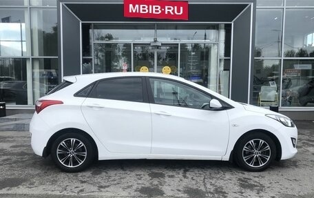 Hyundai i30 II рестайлинг, 2015 год, 990 000 рублей, 4 фотография