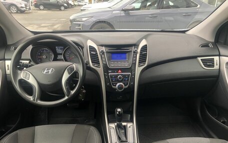 Hyundai i30 II рестайлинг, 2015 год, 990 000 рублей, 10 фотография