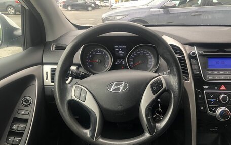 Hyundai i30 II рестайлинг, 2015 год, 990 000 рублей, 12 фотография