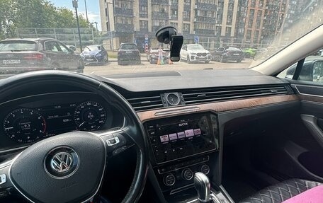 Volkswagen Passat B8 рестайлинг, 2017 год, 1 570 000 рублей, 2 фотография