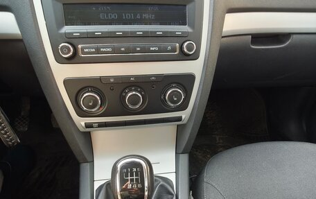 Skoda Octavia, 2011 год, 750 000 рублей, 14 фотография