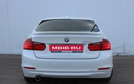 BMW 3 серия, 2015 год, 1 950 000 рублей, 6 фотография