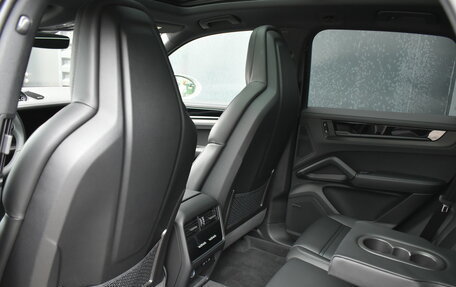 Porsche Cayenne III, 2026 год, 18 700 000 рублей, 12 фотография