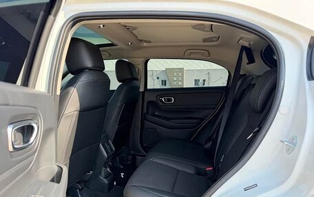 Honda Vezel, 2023 год, 1 668 000 рублей, 15 фотография
