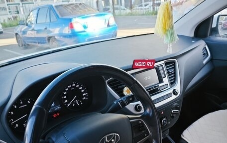 Hyundai Solaris II рестайлинг, 2017 год, 1 370 000 рублей, 6 фотография