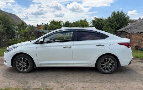 Hyundai Solaris II рестайлинг, 2017 год, 1 265 000 рублей, 9 фотография